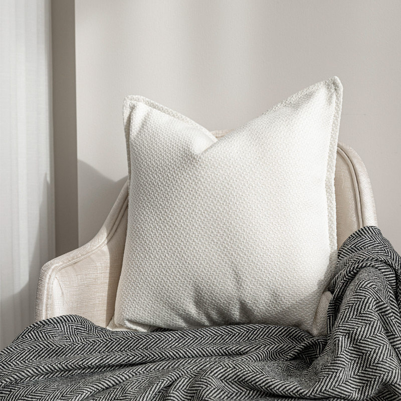 荷香家居馆的优惠券大全—美式客厅高精密抱枕套轻奢质感现代新中式