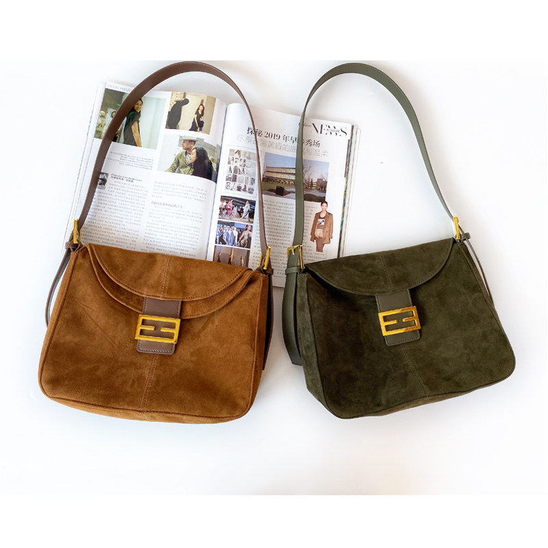 (清库存不退换)vintage大容量羊反绒单肩斜挎中古法棍腋下包女