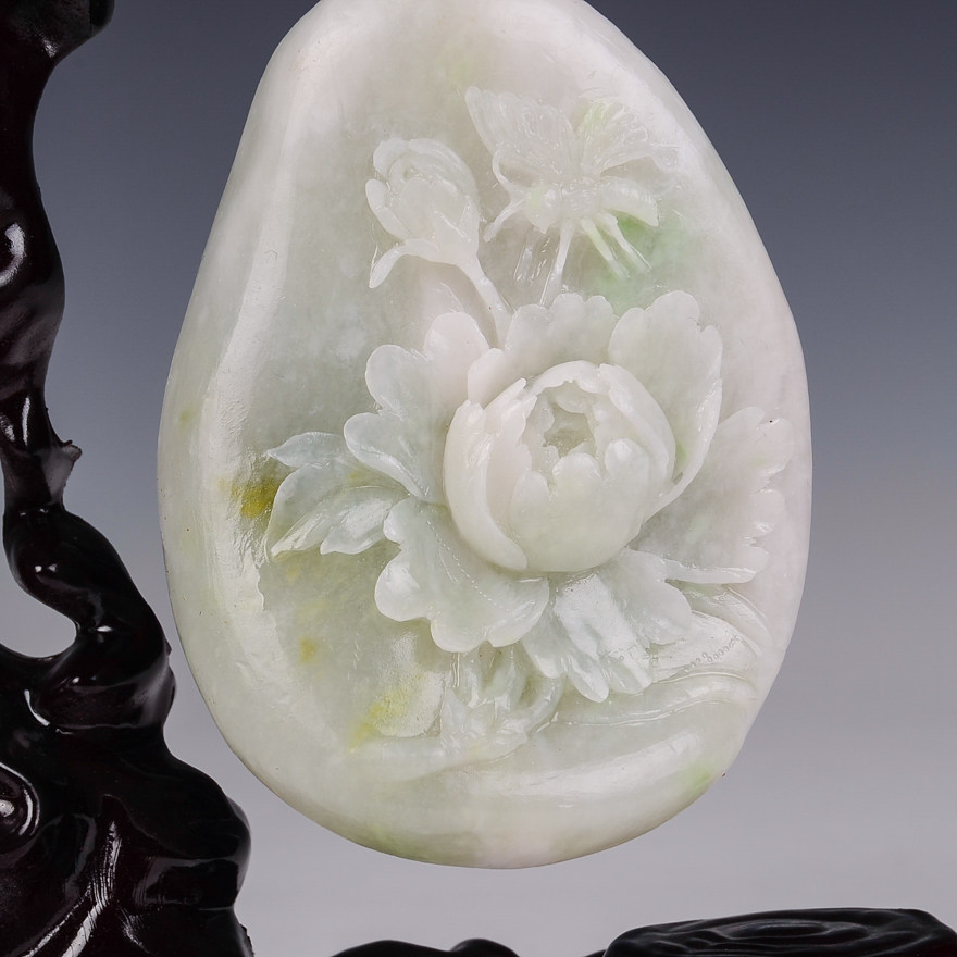 【花开富贵】 薛天空玉雕工作室作品独玉摆件297.8g