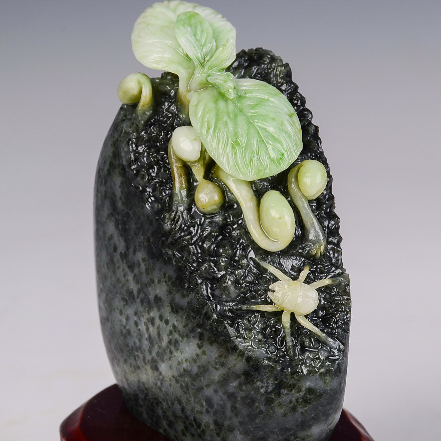 【源头好货-镇平】【生机勃勃】 薛天空玉雕工作室作品独玉摆件