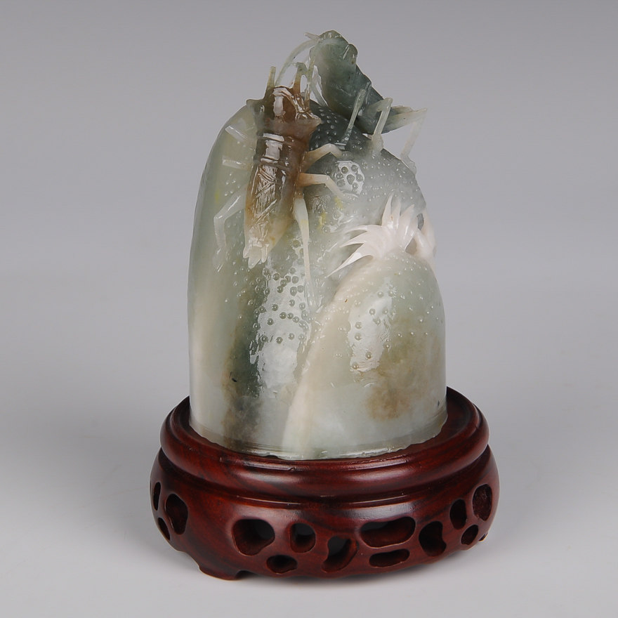 【蝈蝈】 玉雕大师薛天空作品独玉摆件380.00g