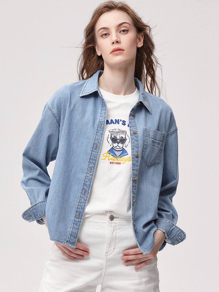 刘恋howl蓝色牛仔外套老爹宽松长袖刺绣水洗叠穿衬衫 原价439元 现价