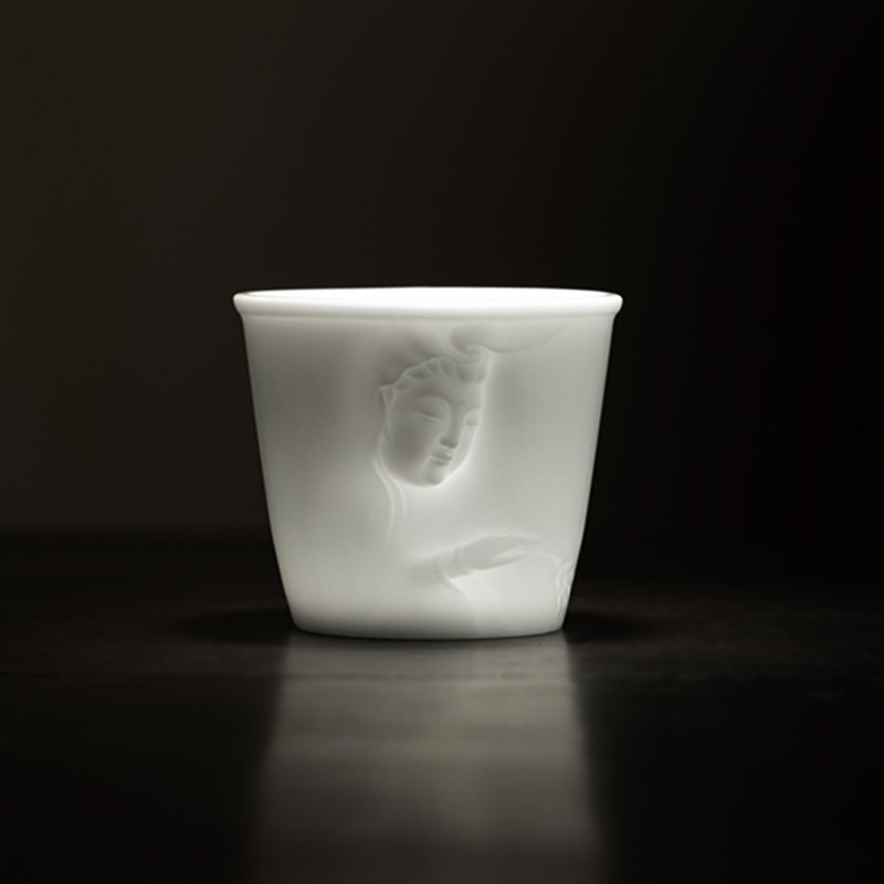 冰种玉瓷主人杯轻奢品茗杯家用中式单杯复古茶碗浮雕观音白瓷茶杯