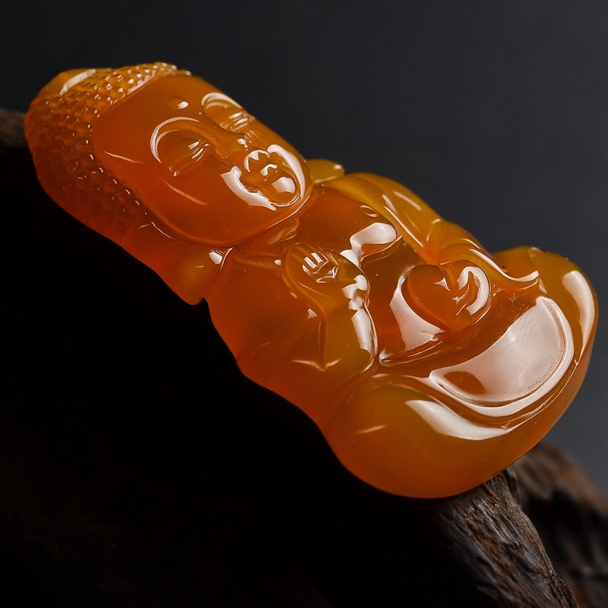 省级工艺美术大师院小果作品 黄龙玉 宝宝佛 12.36g