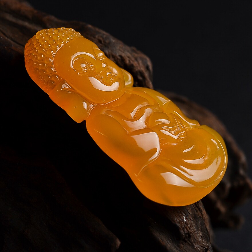 省级工艺美术大师院小果作品 黄龙玉 宝宝佛 6.76g