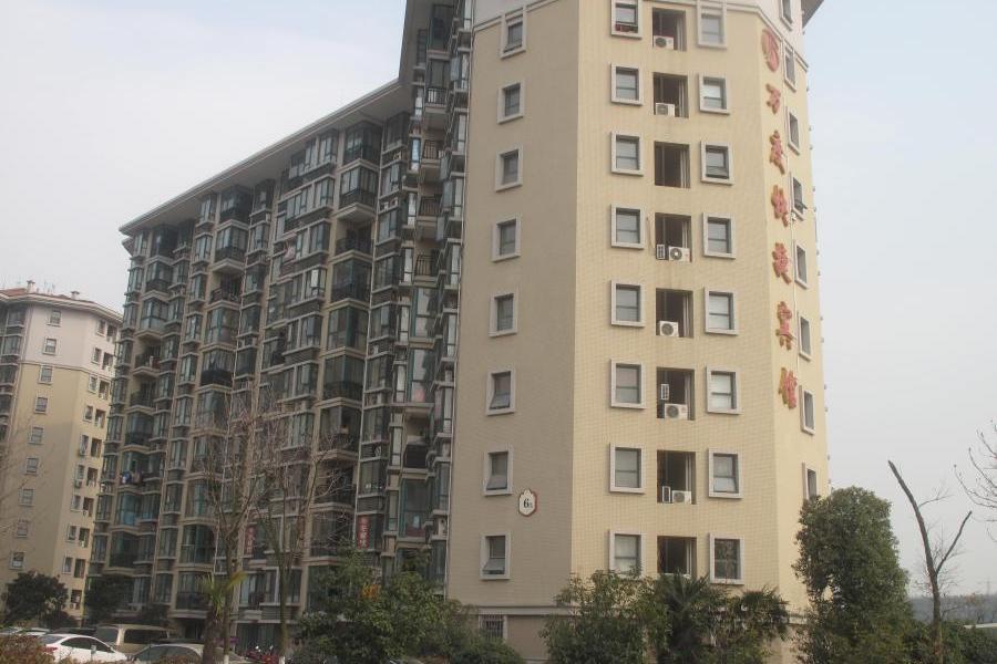 南京雨花区玉兰路99号6幢701,02,15,16室办公房产