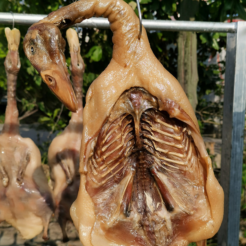 腊鸭子风干咸鸭腊鸭腿肉板鸭安徽特产整只农家手工腌制