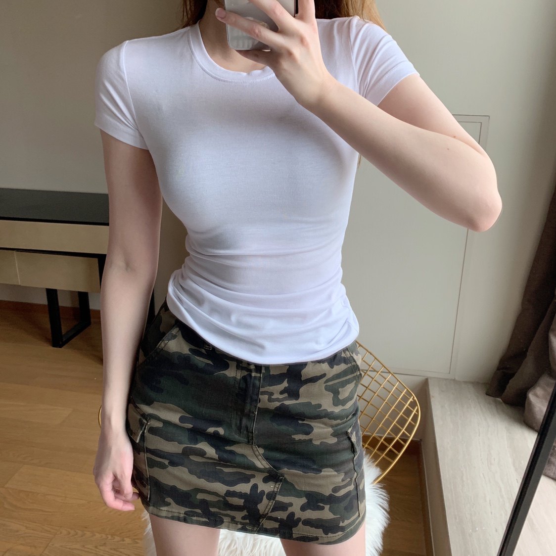 女春夏高弹紧身显胸大半高领纯色t恤 修身简约健身运动短袖微透t