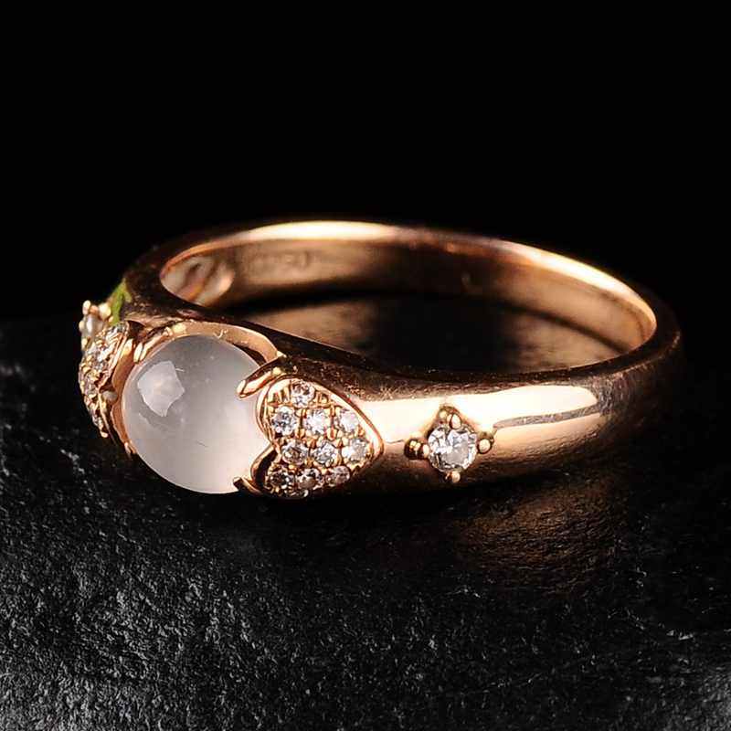 18k金镶钻冰种卡地亚款翡翠戒指 指环17号 3.82克 080033