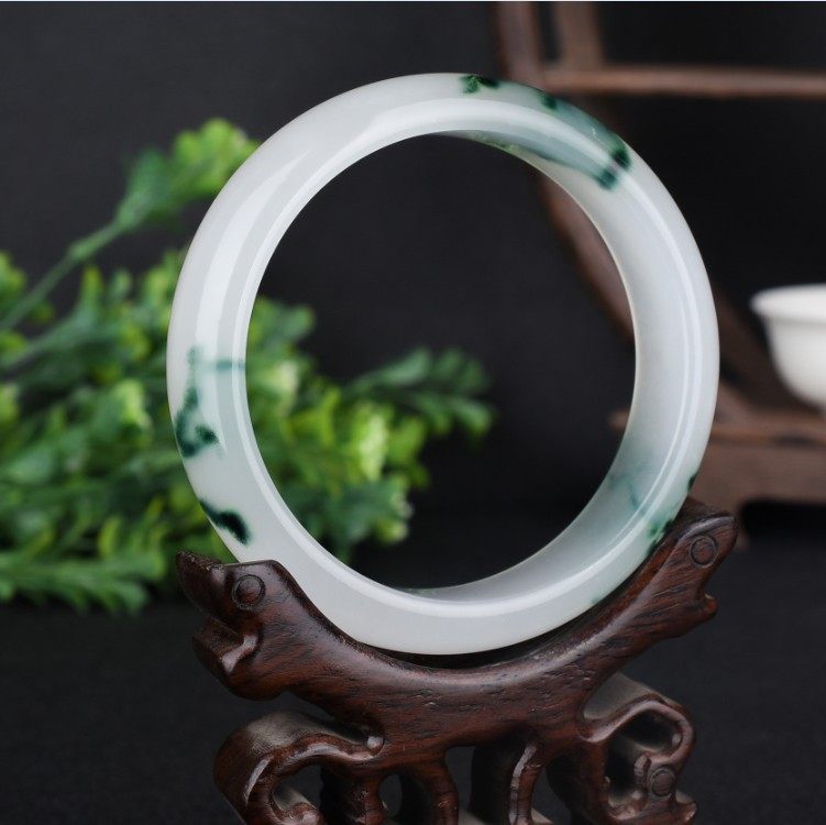 晶莹剔透玉镯子 天然玉手镯新品翡翠飘花玉手镯手饰飘花送妈妈