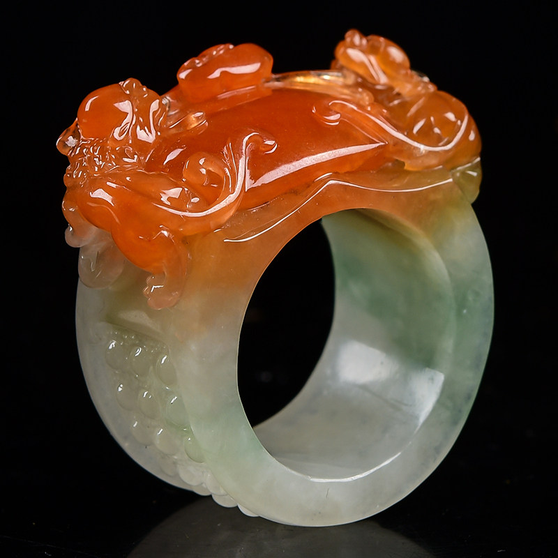 杨树明大师监制作品天然a货翡翠红翡巧雕事事如意扳指28.48g