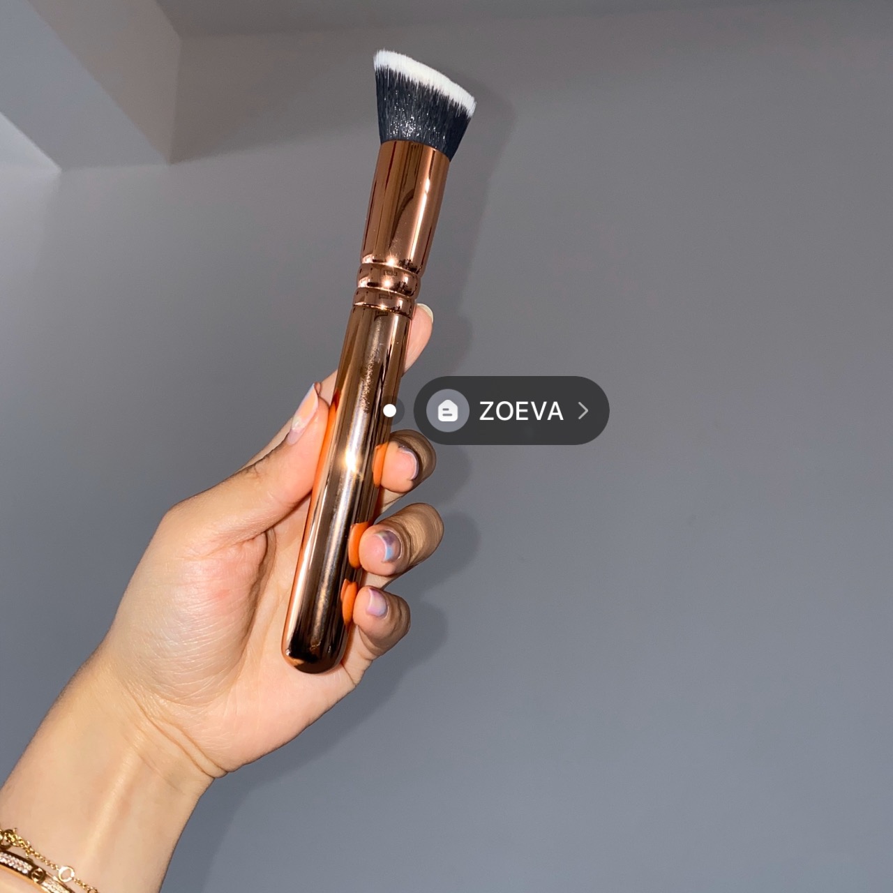 ZOEVA golden Dedicated classic Inclined plane No trace Foundation brush Long handle Makeup Brushesin the Makeup/Perfume/Beauty tools , Other Beauty Tools , Brushes category - from Buy2taobao.com to provide professional Taobao agent buy service