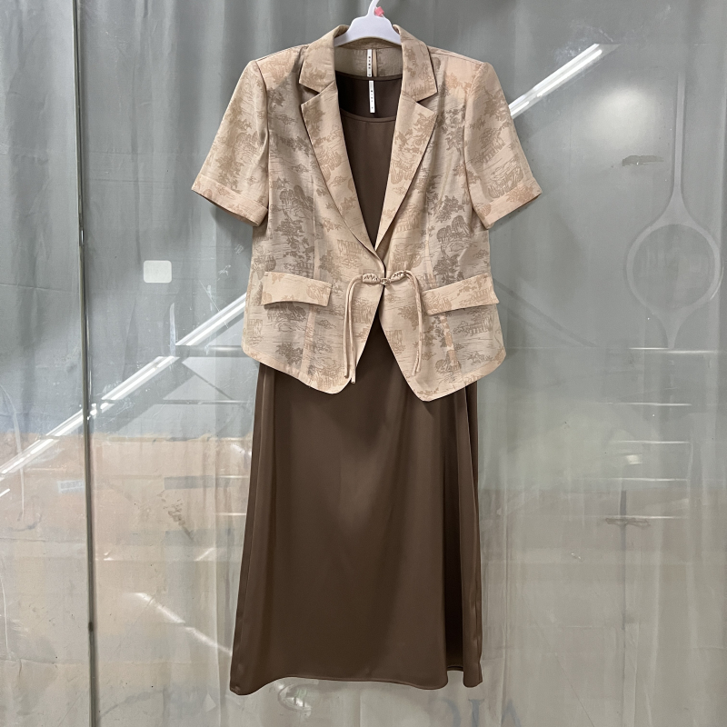汇YVB070商场专卖2024夏时尚品质女装提花国风西服透气两件套裙潮