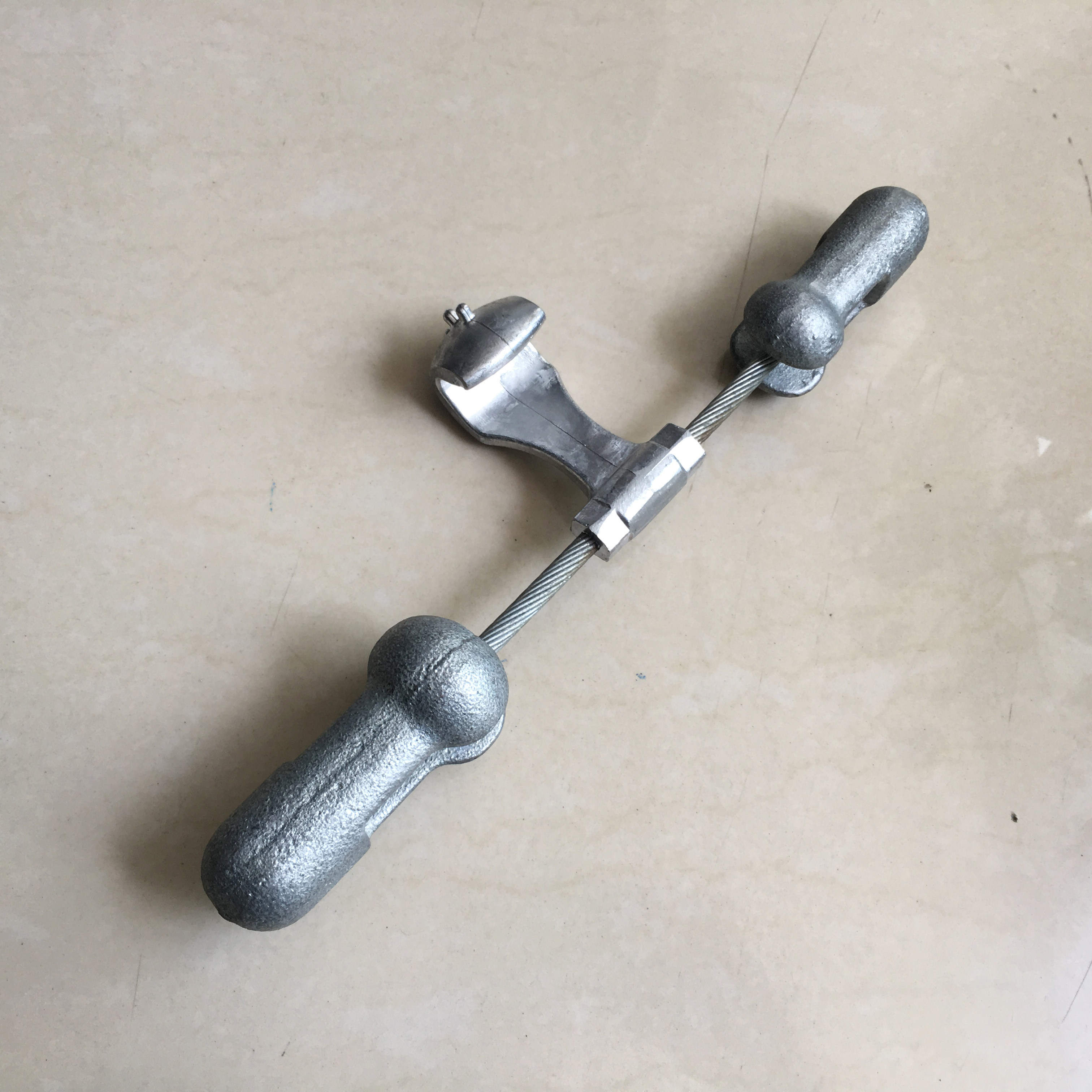 fry光缆防振锤 fdy导线防震锤 预绞式防振锤 减振锤 线路防护金具