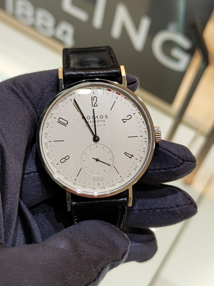 nomos 180 tangente 系列男士自动机械表40.5mm 德国名表白盘爆款