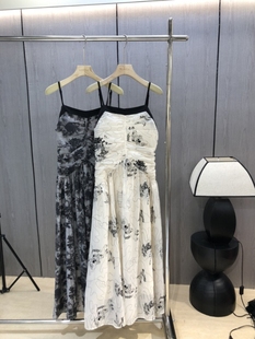 雅尼拉6x050 夏季新款复古气质撞色水墨画印花修身显瘦吊带连衣裙