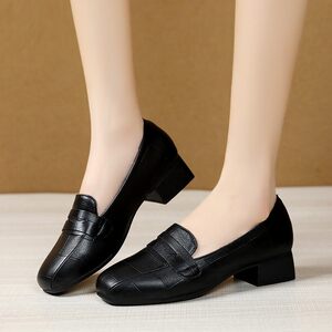 意尔康真皮春秋新款女鞋方头中口单鞋女士小皮鞋百搭低跟中跟鞋子