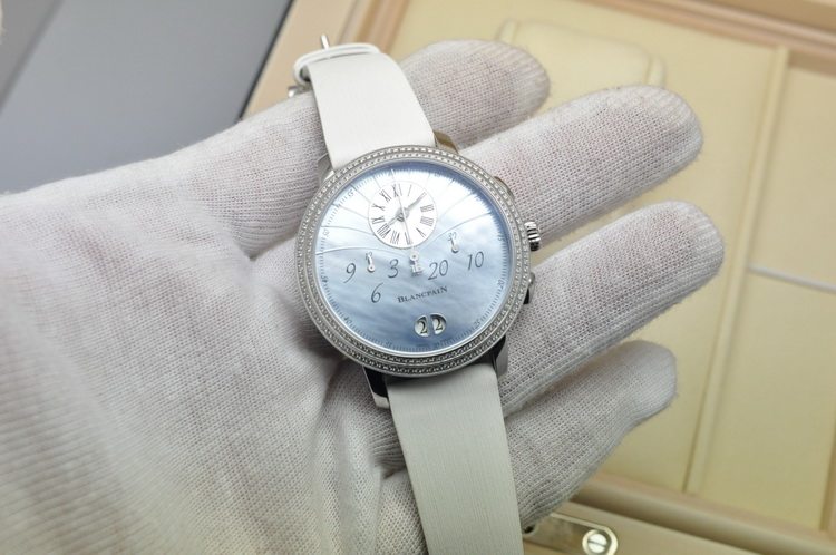 【9.9新】宝珀女士腕表系列镶钻自动机械女表3626-4544l-64a