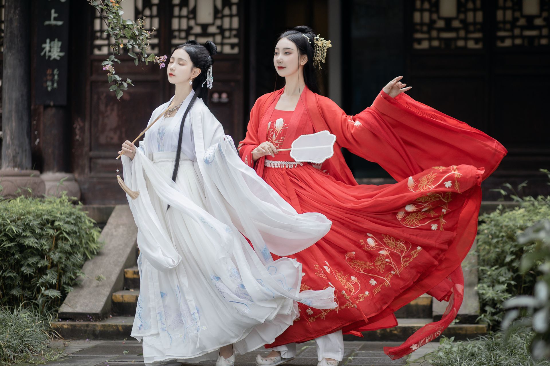 若水之生2019年限定汉服问昙尾款 没拍定金勿下单在类目 个性定制/设计服务/DIY, 服饰箱包定制, 服装定制, 汉服定制中 - 来自Buy2taobao.com提供专业的淘宝代购服务