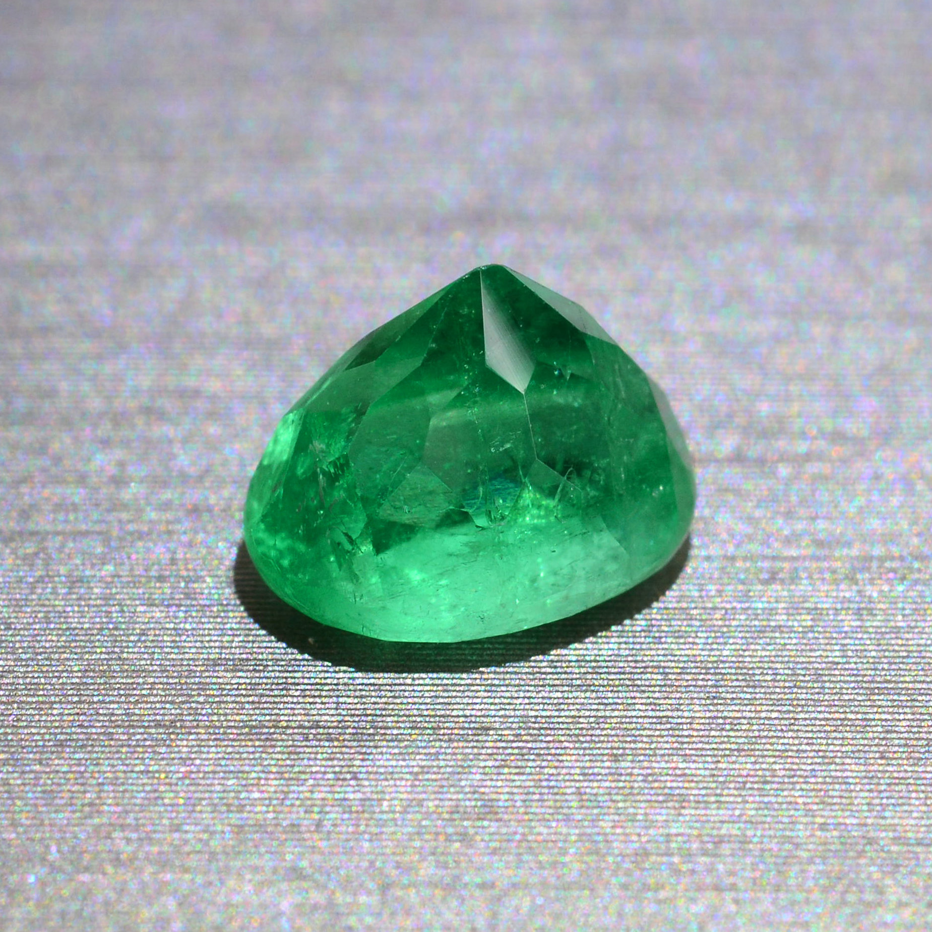 1.68ct 哥伦比亚祖母绿裸石 天然晶体 可设计镶嵌 0923