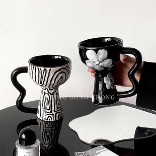 小众设计感高脚咖啡杯复古风陶瓷马克杯女创意高级感杯子生日礼物