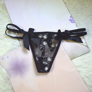 女士丁子内裤图片