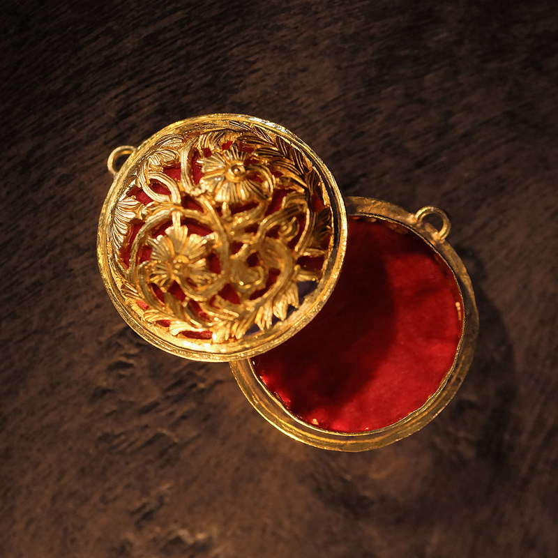 原创编艺项链 手工金打造匠人錾刻款 黄金香盒坠 兰宫珠宝 定金