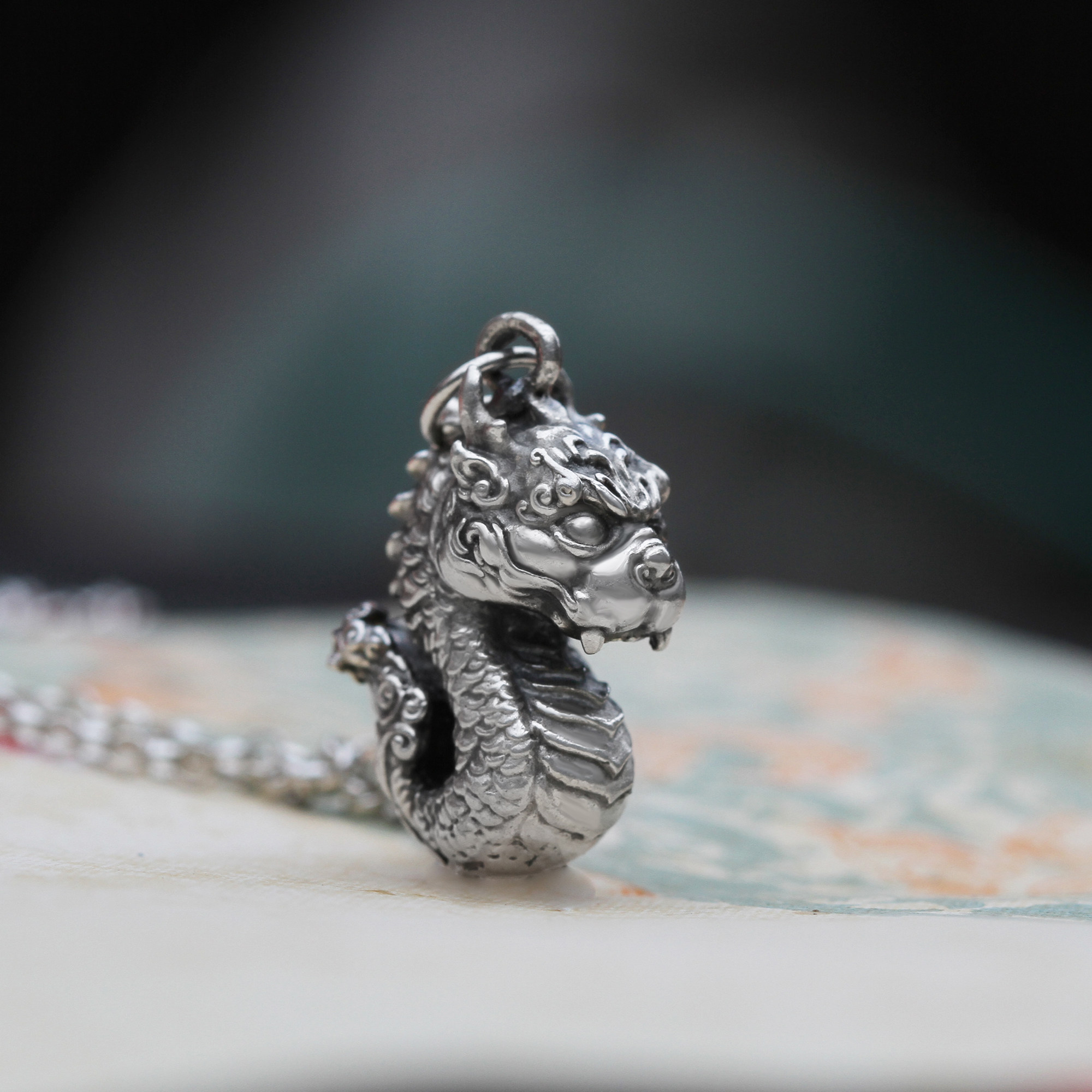 喜 宝宝生肖龙守护999足银吊坠纯银项链原创设计复古实心国潮银饰