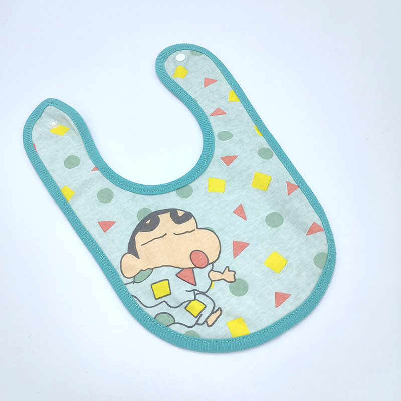 日本正品睡衣蜡笔小新双层纯棉宝宝围嘴婴幼儿围兜食饭兜口水巾