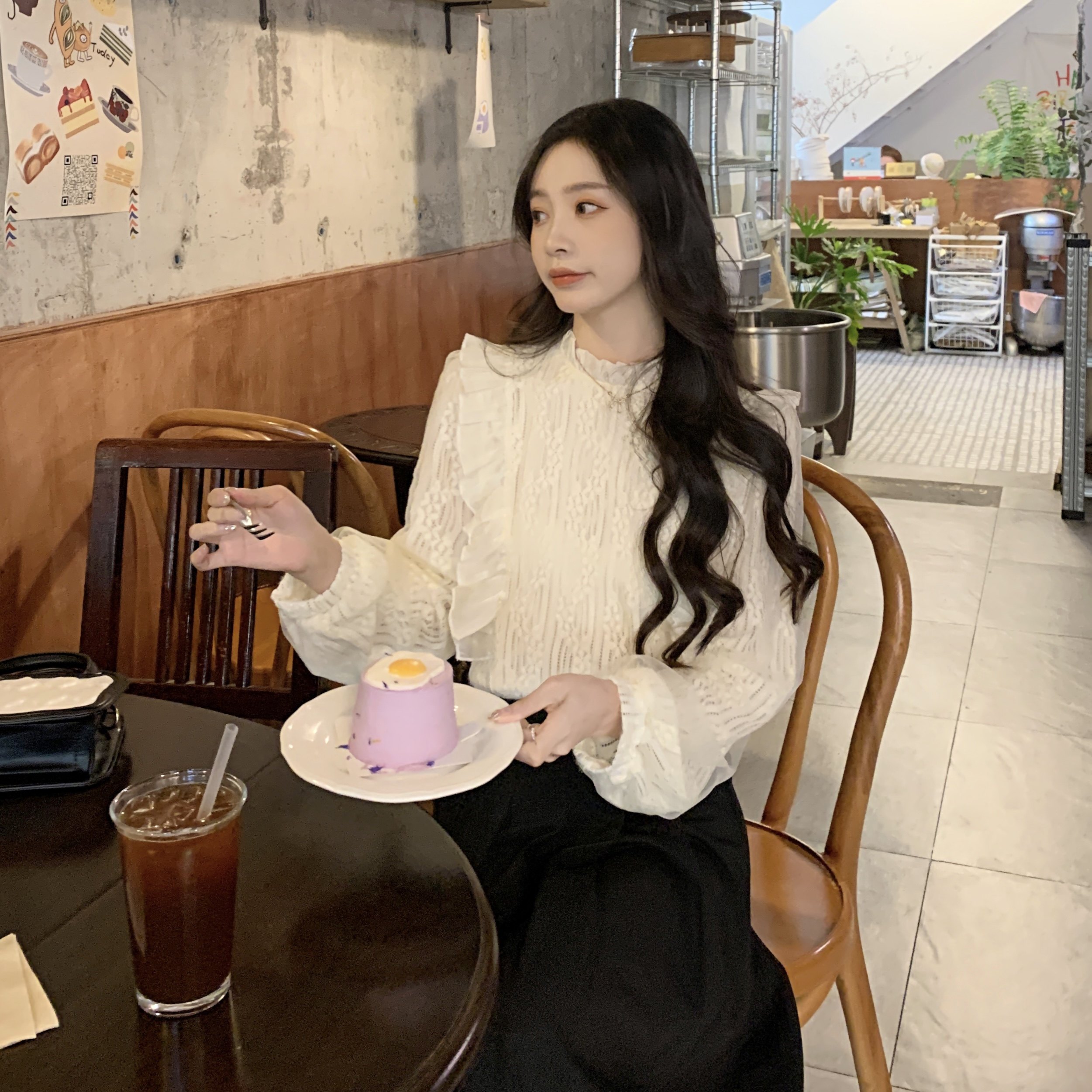 大码胖mm加绒木耳边蕾丝衬衫女秋冬季显瘦百搭遮肉网纱打底衫上衣