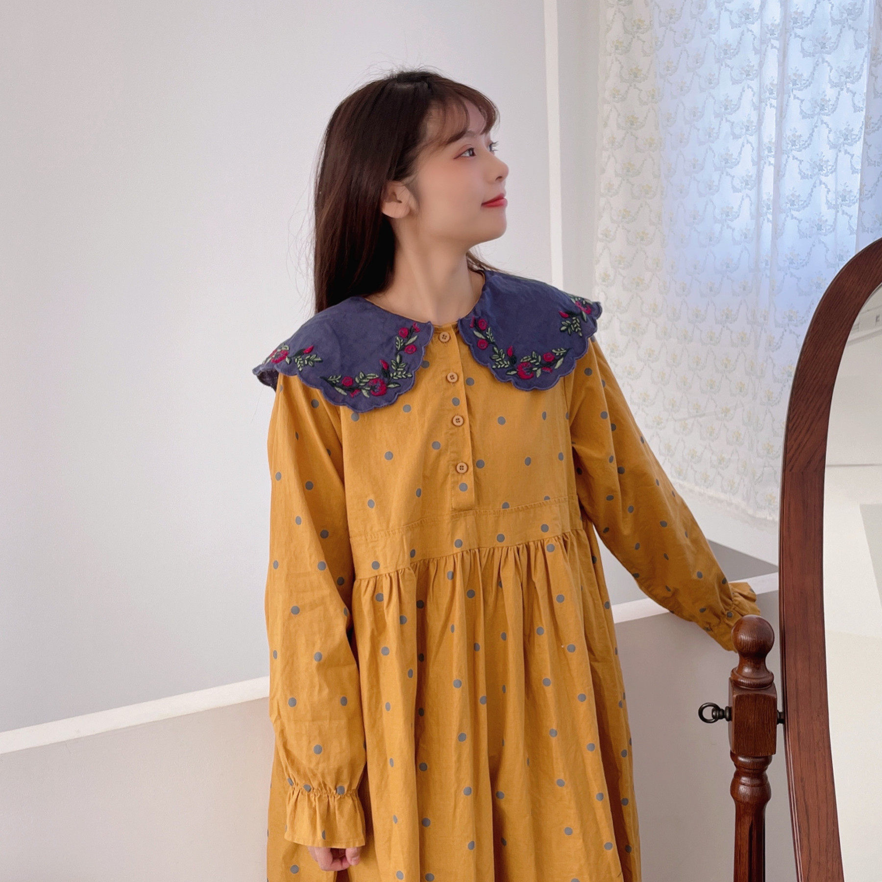 森女系复古拼色刺绣娃娃领连衣裙中长款显瘦淑女气质棉麻长裙子