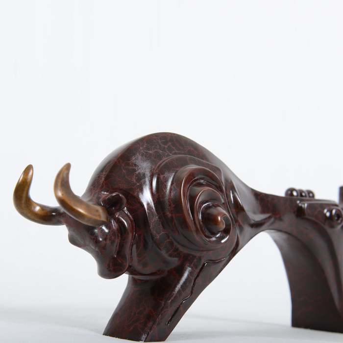 宇达青铜创意艺术礼品 十二生肖家居装饰《祥牛》牛家居办公摆件