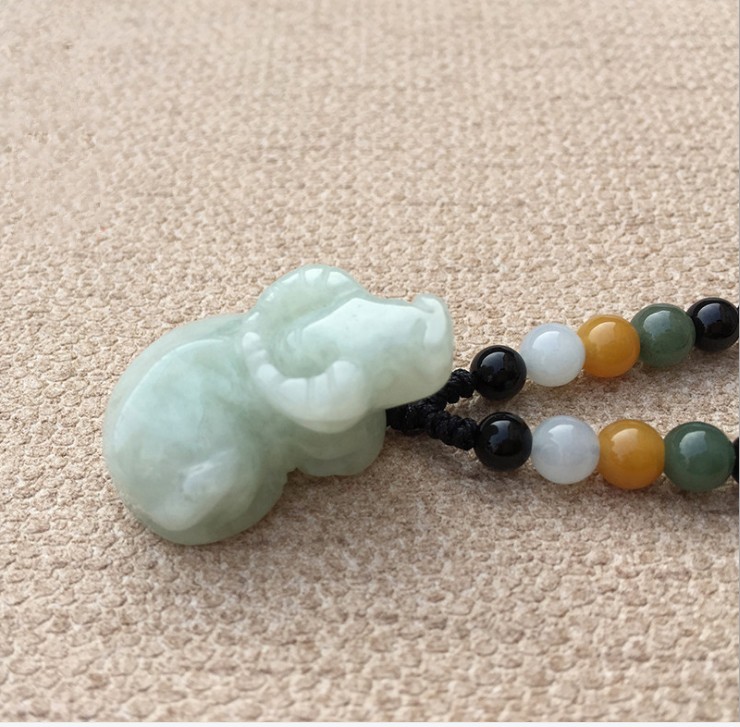 天然翡翠十二生肖 吊坠牛挂件 男女情侣款项链玉坠简约