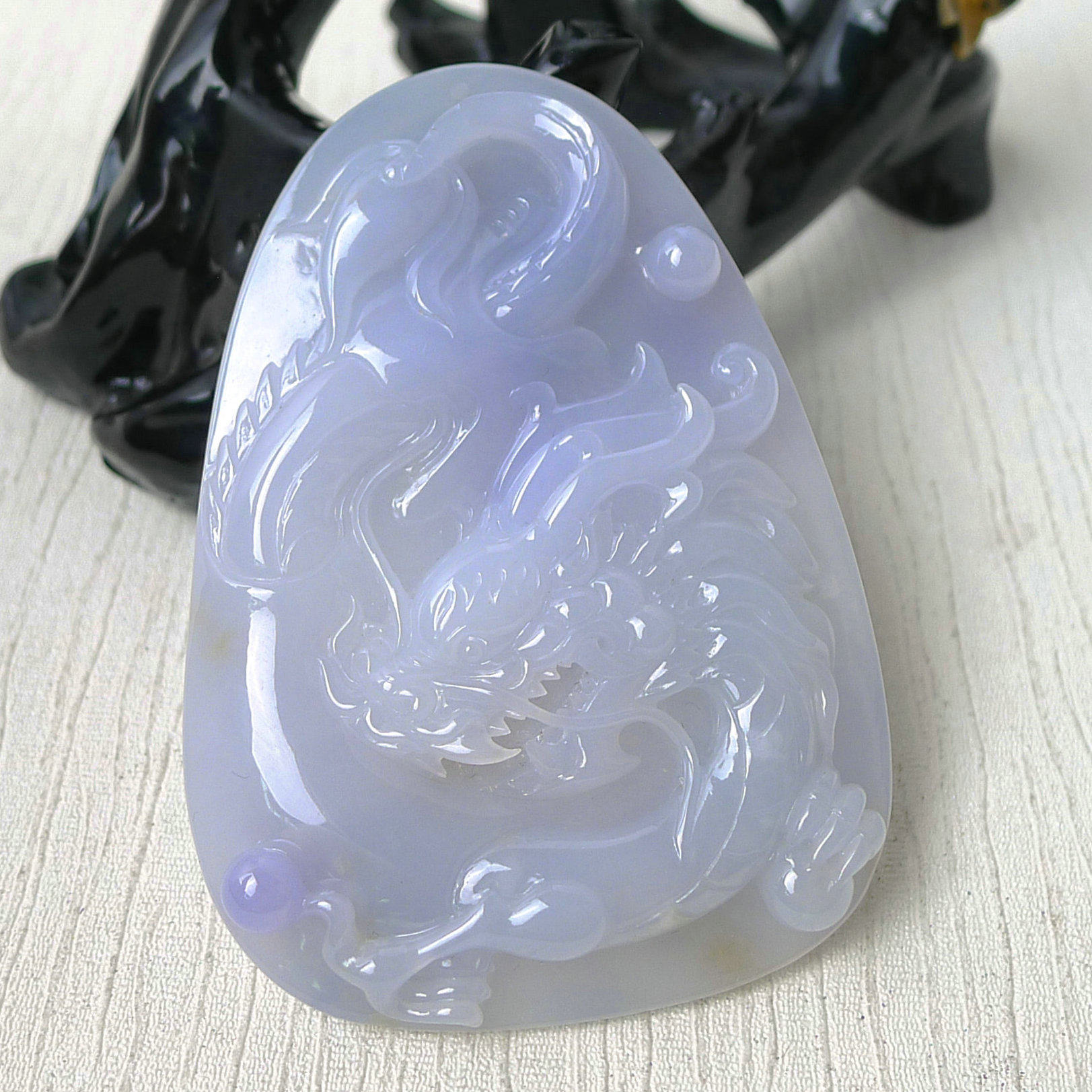 天然a货翡翠霸气十足紫罗兰龙牌挂件50.61g