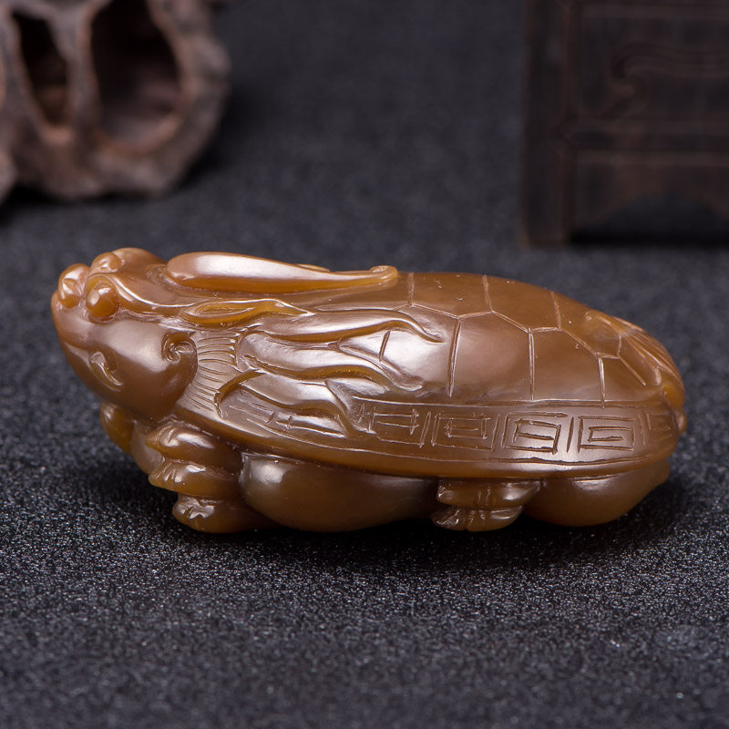 【龙龟】吴春强玉雕工作室 和田玉挂件 100.08g jq442