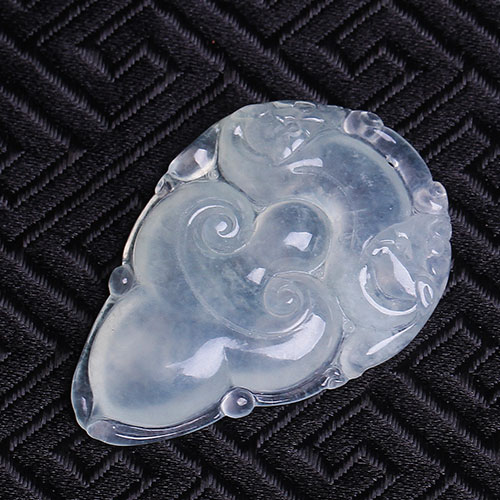 玉品缘天然翡翠冰种温润仿古如意吊坠9.3g