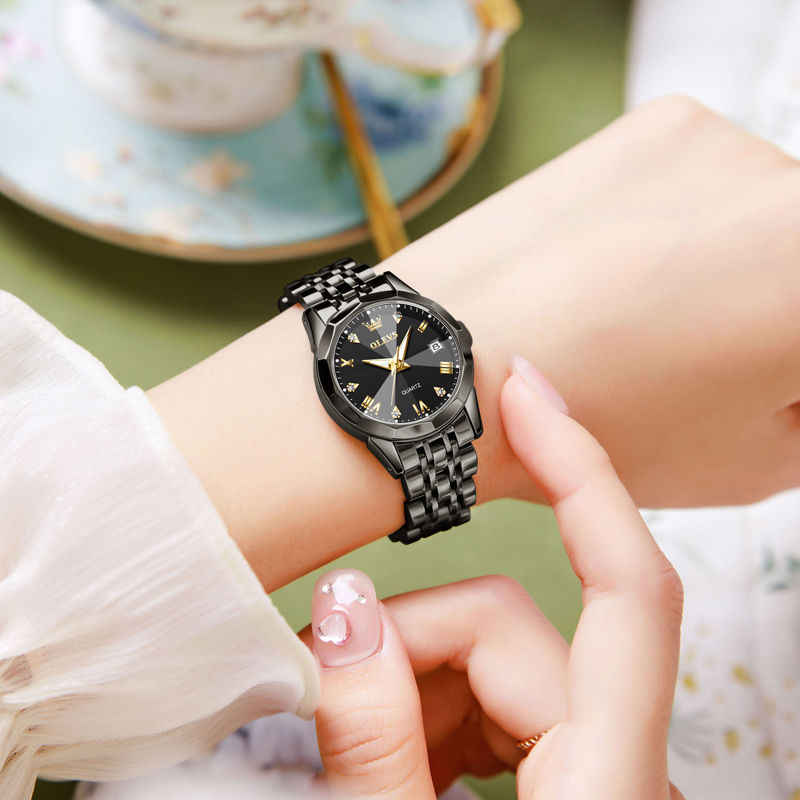 2024新款名牌正品黑色手表女士石英表爆款女表高级感高颜值小表盘