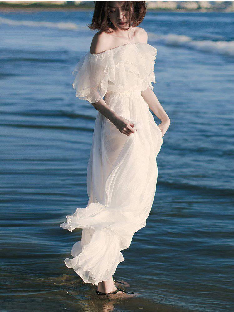 奈良白色三亚沙滩裙女显瘦长裙雪纺海边度假一字肩连衣裙超仙长款