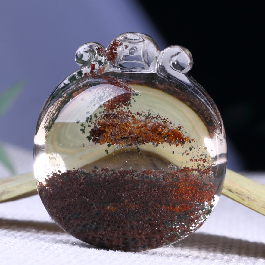 58.77克 天然极品 彩幽灵吊坠