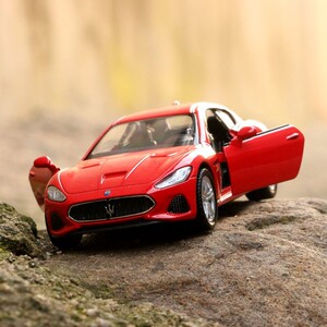 酷玩具跑车图片