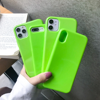荧光绿适用xs/xr苹果11/12promax手机壳8plus光面7/6s硅胶软套女