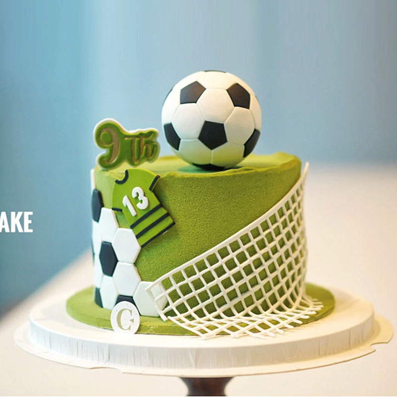 足球蛋糕装饰摆件弹簧切模男生儿童足球主题生日守球门网装饰插件