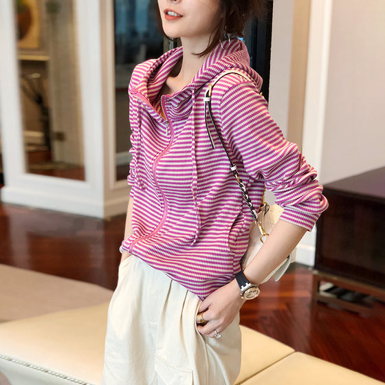 Short Striped Hoodie Women's Thin Westernized Aging Top Spring And Autumn Europe 2021 New Women's Wear Short Striped Hoodie Women's Thin Westernized Aging Top Spring And Autumn Europe 2021 New Women's Wear