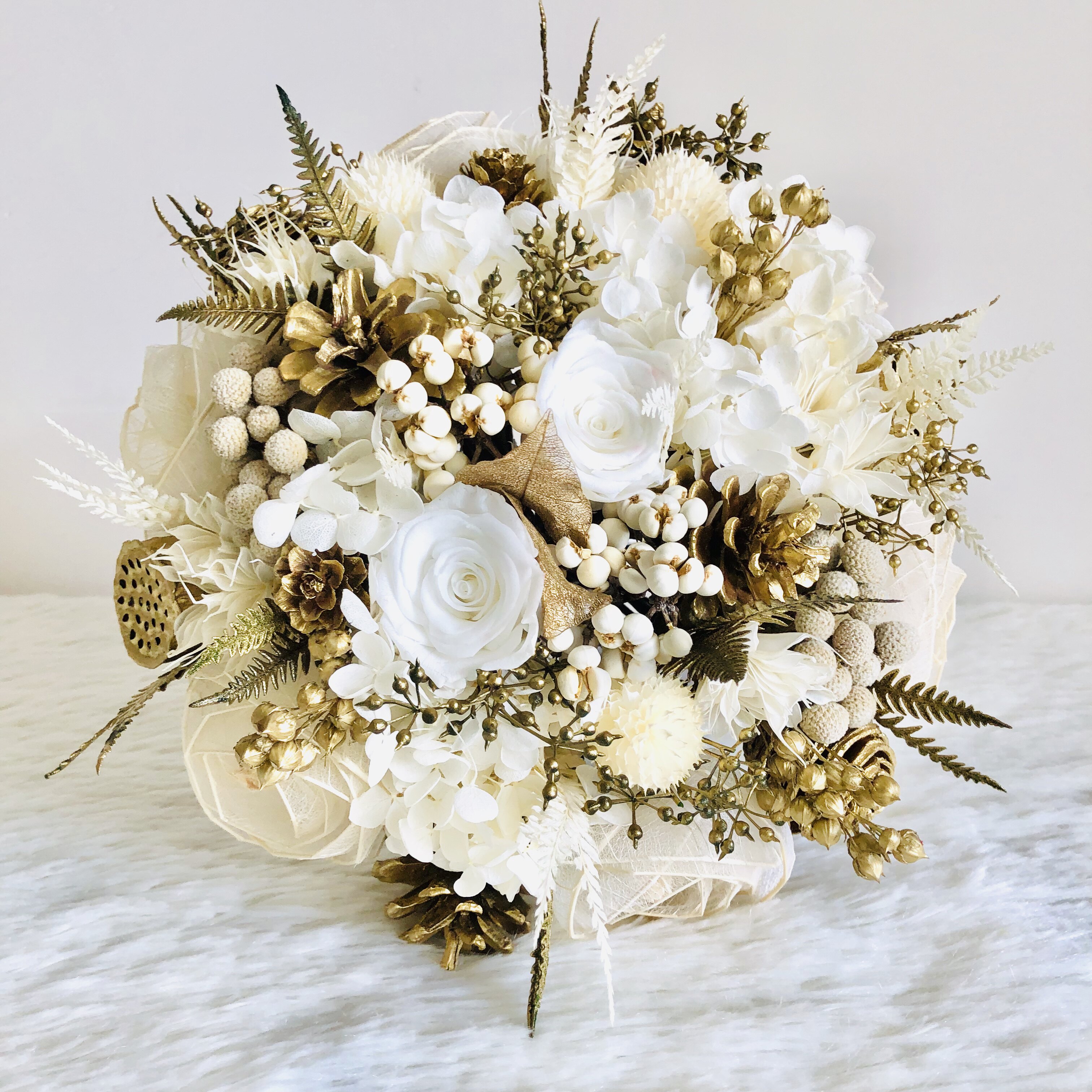 金玉良缘新娘婚礼手捧花新郎胸花不凋谢的玫瑰永生花求婚拍婚纱照