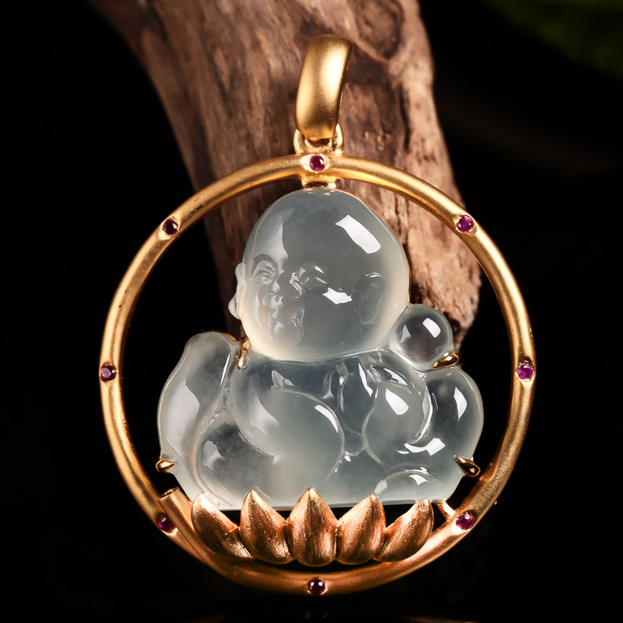 【源头好货-四会】18k金伴钻a货翡翠小沙弥吊坠5.21克