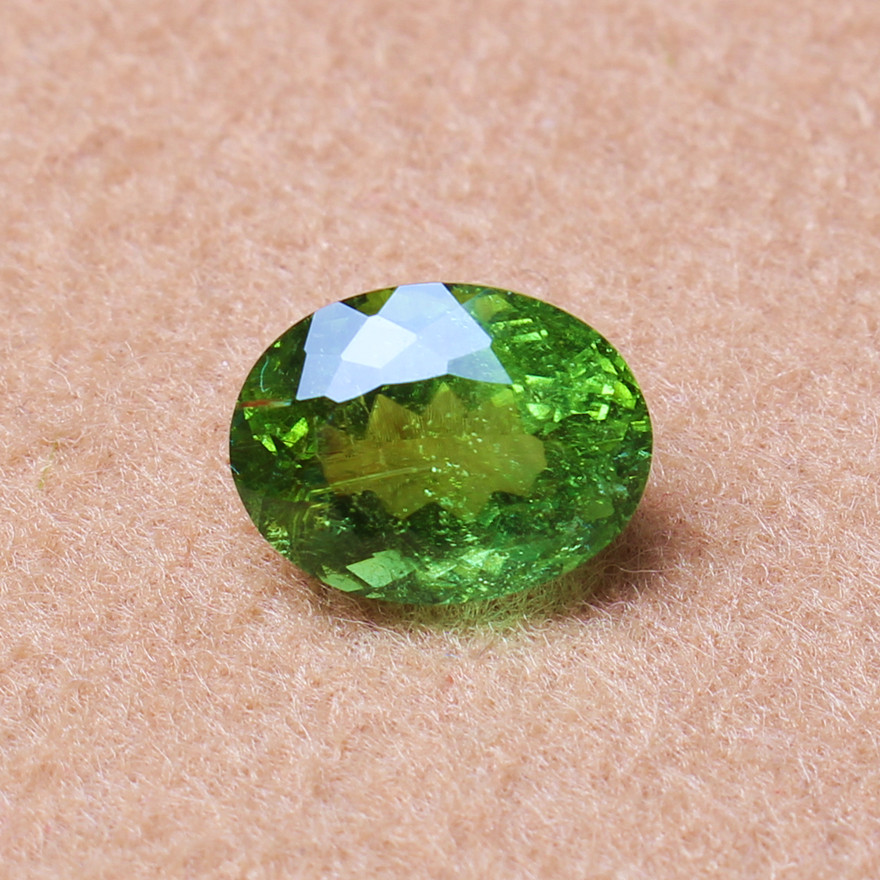 5.54克拉 天然绿碧玺戒面裸石