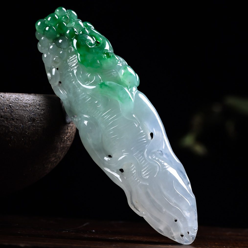 天然a货翡翠人参如意吊坠 32.29克