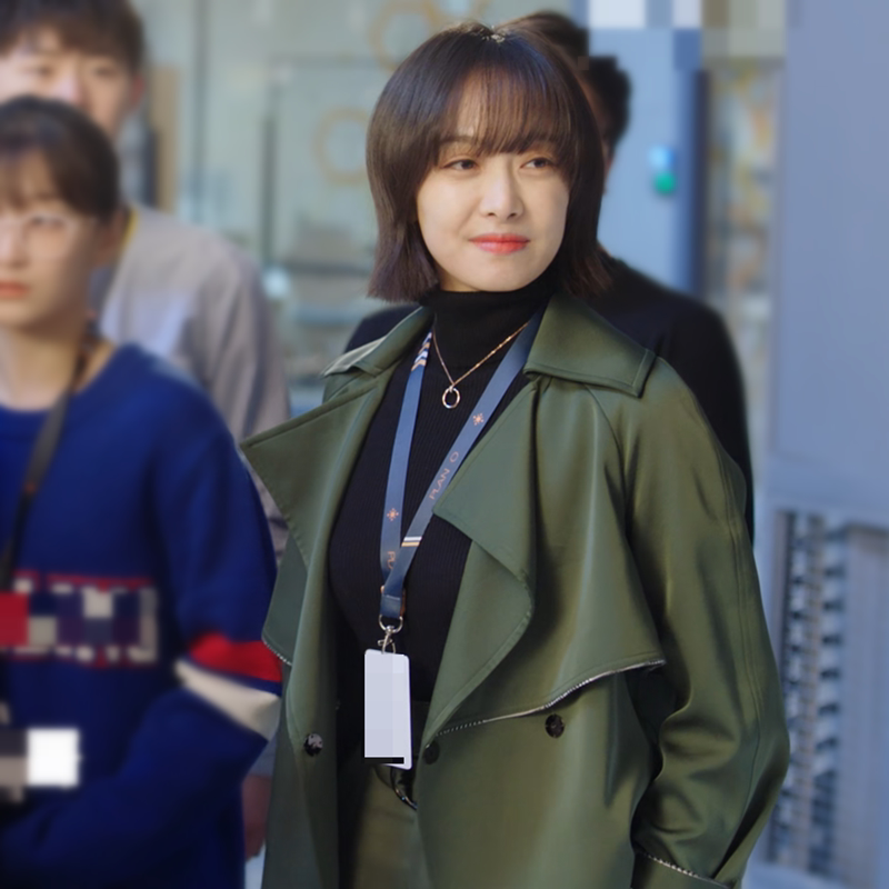 新品心跳源计划宋茜裘佳宁同款女夏秋新款绿色拼接中长款风衣外套