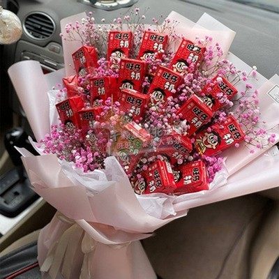 旺仔牛奶鲜花成品礼盒冬天的第一个零食花束网红款养乐多生日礼物