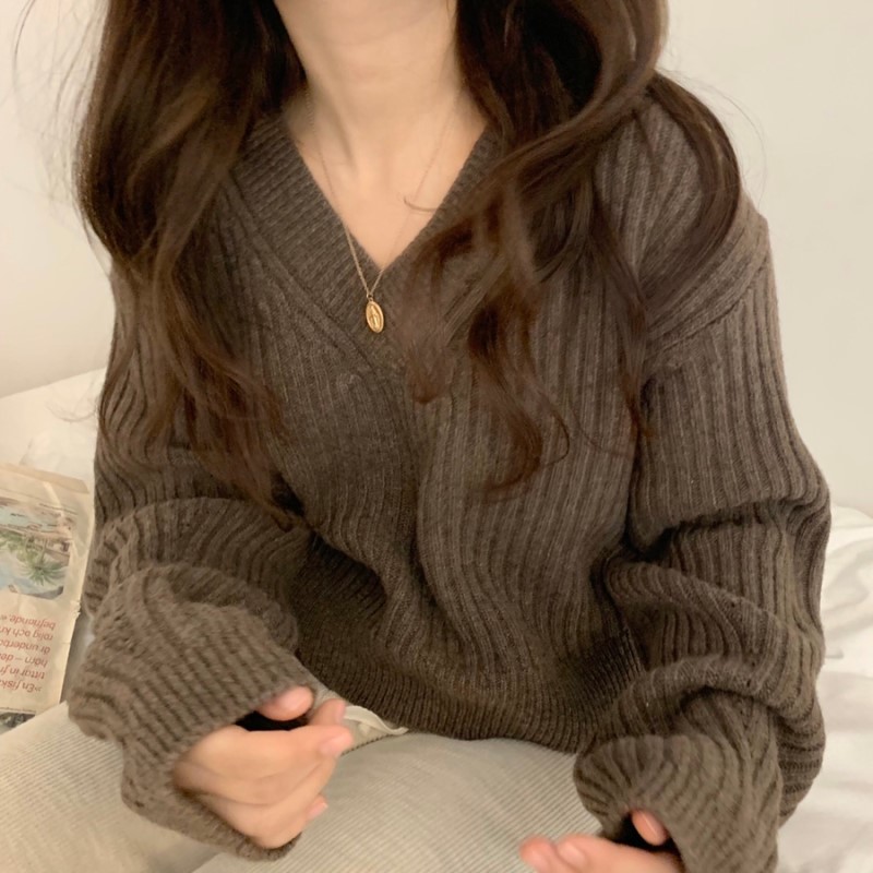 2021初秋季新款韩版复古慵懒风宽松针织上衣女潮套头V领毛衣外穿在类目 女装/女士精品, 大码女装中 - 来自Buy2taobao.com提供专业的淘宝代购服务